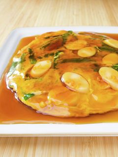 簡単おかず!チーかま入りニラ玉餡かけ-レシピのメイン写真