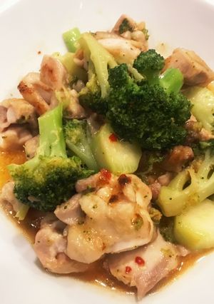 鶏とブロッコリーのスイートチリソース炒め-レシピのメイン写真