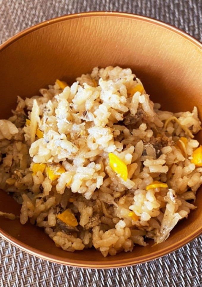 簡単！イワシ缶と生姜の炊き込みご飯-レシピのメイン写真
