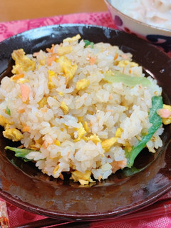 フライパンひとつ♡鮭とレタスチャーハン-レシピのメイン写真
