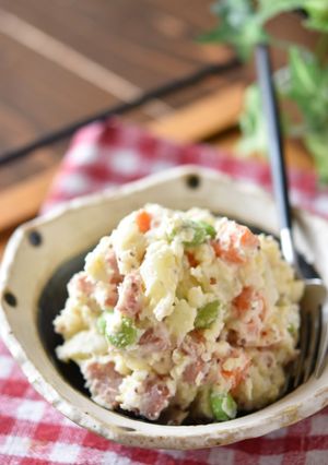 枝豆と厚切りベーコンのごちそうポテサラ-レシピのメイン写真