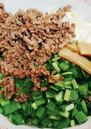 即席ラーメンをガチソースで油そばに！-レシピのメイン写真