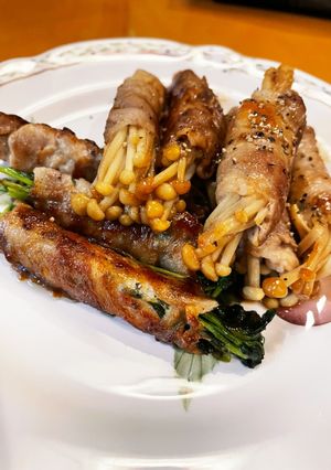 豆苗とえのきの肉巻き☆ポン酢と黒コショウ-レシピのメイン写真