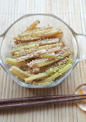 セロリの焼肉のたれポン酢マヨ炒め-レシピのメイン写真