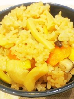 ☆旬の味、タケノコご飯-レシピのメイン写真