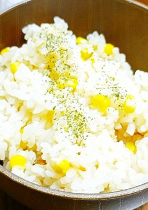 シャキ＆甘～いとうもろこしの炊き込みご飯-レシピのメイン写真