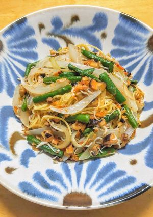 桜えび醤で冷凍アスパラと新玉ねぎのパスタ-レシピのメイン写真