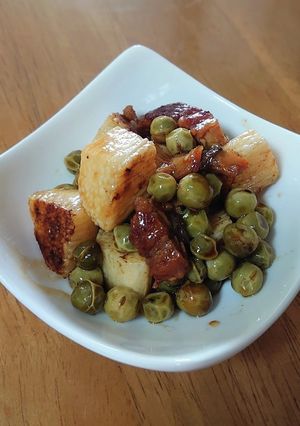 えんどう豆と焼き長芋の鰻和え-レシピのメイン写真