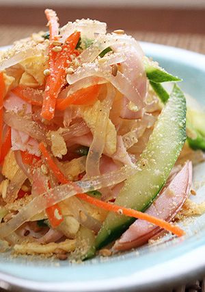 こんにゃくめんの中華サラダ-レシピのメイン写真