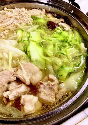 ズッキーニ大量消費！ズッキーニ鍋-レシピのメイン写真