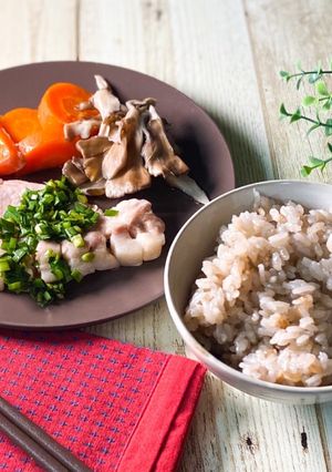 炊飯器で!蒸し豚野菜と味しみご飯-レシピのメイン写真