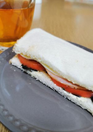 気負わず作ろう♪マルゲリータ風サンド-レシピのメイン写真