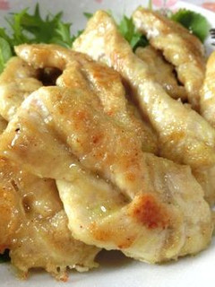 ぷりっとやわらか♪ 鶏むね肉のカレー焼き-レシピのメイン写真