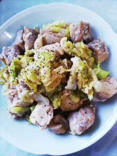 鶏モモとキャベツの塩麹蒸し-レシピのメイン写真
