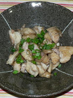 下茹でしてあっさり、鶏皮の塩炒り-レシピのメイン写真