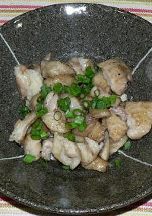 下茹でしてあっさり、鶏皮の塩炒り-レシピのメイン写真