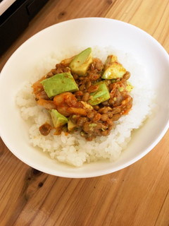 納豆アボカドキムチ丼♪-レシピのメイン写真