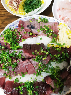 初鰹!お刺身はドーンと厚切りで!-レシピのメイン写真
