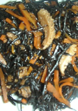 S炊飯器であっさりヒジキ煮-レシピのメイン写真