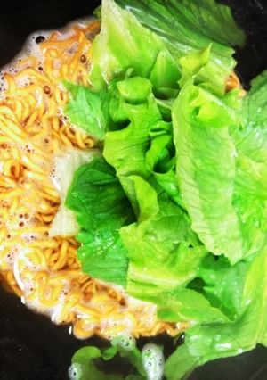 レタスチキンラーメン-レシピのメイン写真
