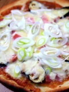 沖縄豚肉みそ和風ピザ-レシピのメイン写真