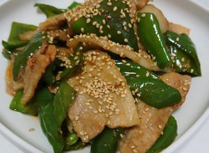 簡単！豚バラ肉とピーマンのこってり炒め♪-レシピのメイン写真
