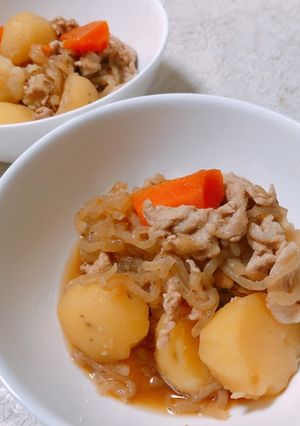 鶏・ぶたでも美味しい♪肉じゃが-レシピのメイン写真