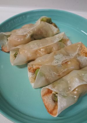 エビとアボカドで味噌マヨ 棒餃子-レシピのメイン写真