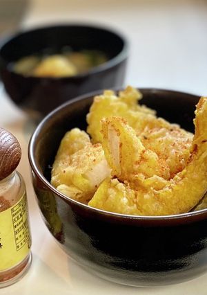 天丼に七味唐辛子パラパラでピリ辛✨-レシピのメイン写真