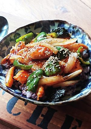 おひとり様★ささ身の甘辛ピリ辛丼-レシピのメイン写真
