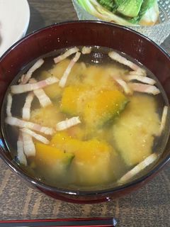 カボチャとベーコンの味噌汁〜何食べ#77-レシピのメイン写真