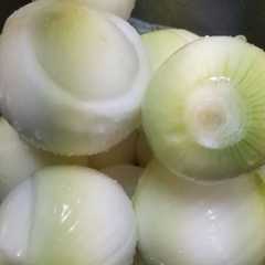 A picture of 簡単に玉ねぎの皮をツルッと剥く方法.