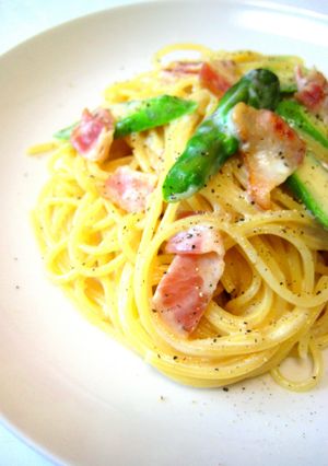 アスパラとベーコンのクリームパスタ-レシピのメイン写真