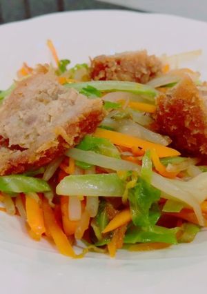 リメイク＊メンチカツの野菜炒め-レシピのメイン写真