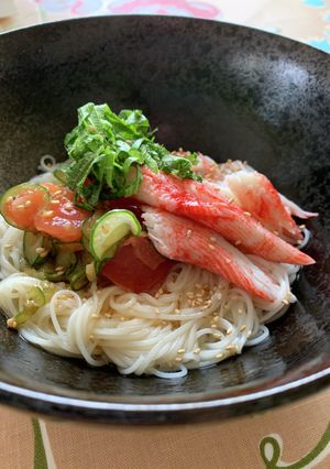 トマトユッケを使ったお手軽素麺-レシピのメイン写真