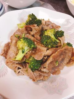 ブロッコリーと豚肉のオイスターソース炒め-レシピのメイン写真