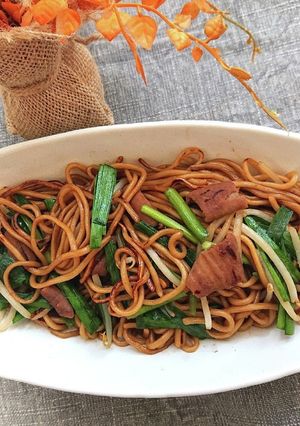 大分風麺パリ♪モツニラもやし焼きそば-レシピのメイン写真