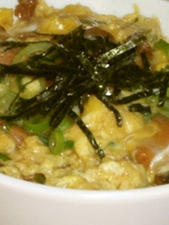 超簡単!!焼き鳥缶詰めで半熟親子丼-レシピのメイン写真