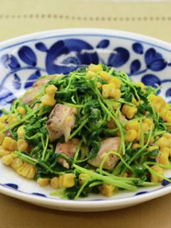 豆苗ととうもろこしと鶏肉の味噌バター炒め-レシピのメイン写真
