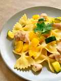 電子レンジレシピ♪鶏と野菜のオイルパスタ