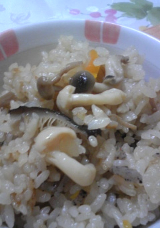 きのこの炊き込みご飯-レシピのメイン写真