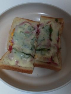 向井くう風 マヨたまピザトースト-レシピのメイン写真