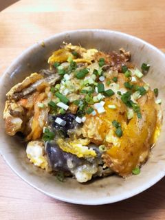 簡単!天ぷらの卵とじ丼-レシピのメイン写真
