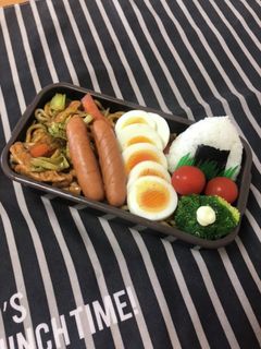 男子高校生弁当6/8焼きそば弁当-レシピのメイン写真