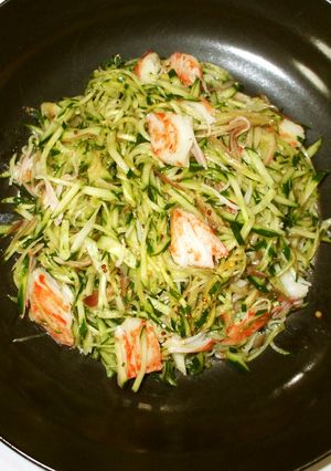 茗荷きゅうり胡麻油和え♪簡単カニカマ-レシピのメイン写真
