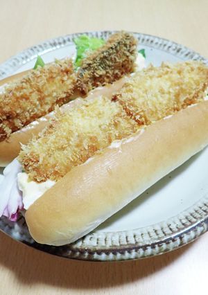 アジを捌いてアジサンド（と、骨せんべい）-レシピのメイン写真