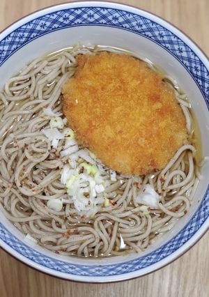 100円レシピこれ旨コロッケそば-レシピのメイン写真