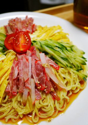 さっぱりタレで鯨ベーコンの冷やし中華-レシピのメイン写真