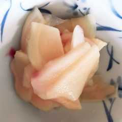 รูปของ すっぱく無い新生姜の甘酢漬け