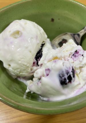 桃とブルーベリーとクリームチーズのアイス-レシピのメイン写真